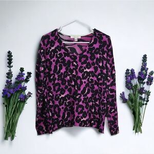 Nordstrom Madison Hill Purple Cheetah Print V-Neck Lightweight Sweater Stretchy
